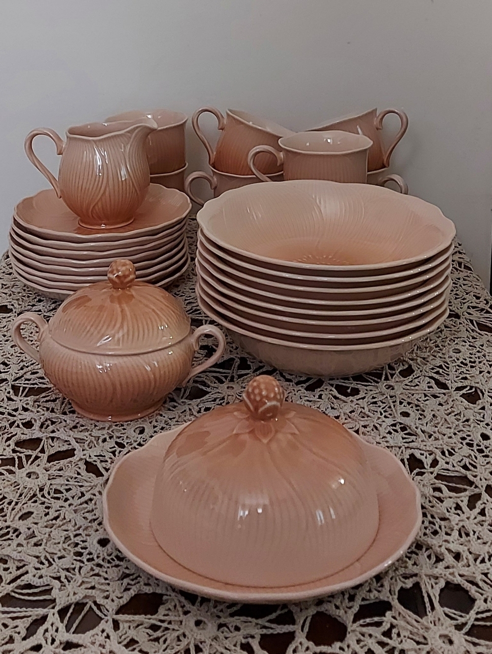 🏠NOS Vintage Mikasa "Amaryllis" Dinnerware Set - Larry Laslo Design (Peach)